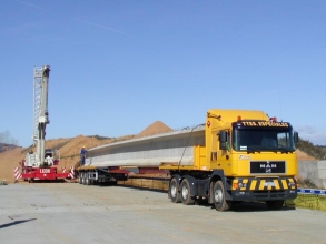 Transporte Especial de vigas TT150 de 31,6m.