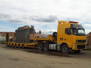 TRansporte especial de transformador.
