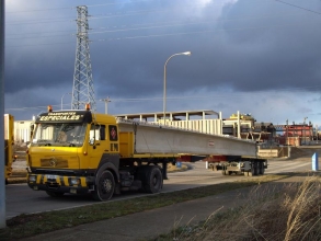 Transporte especial de vigas TT 150 de 25m
